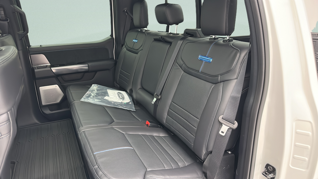 2026 Ford Super Duty F-350 Platinum DRW