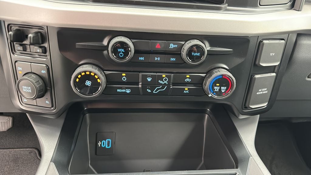 2026 Ford Super Duty F-350 XLT
