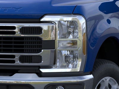 2026 Ford Super Duty F-350 F-350® XLT