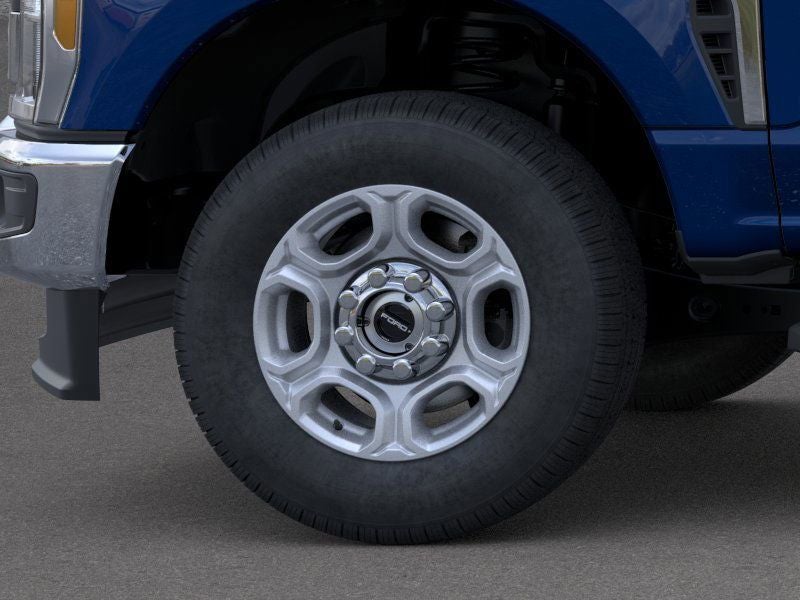 2026 Ford Super Duty F-350 F-350® XLT