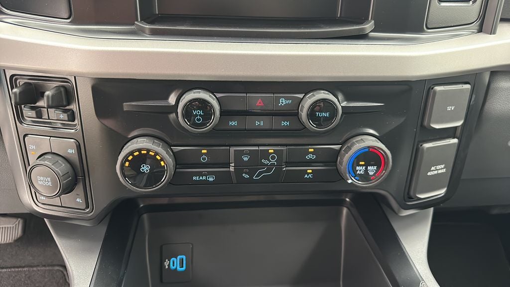2026 Ford Super Duty F-350 XLT