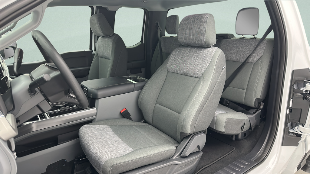 2026 Ford Super Duty F-350 XLT