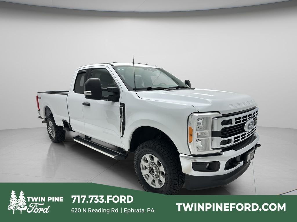 2023 Ford Super Duty F-350 F-350 XLT