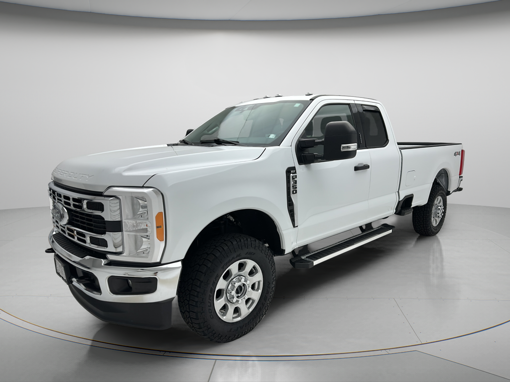2023 Ford Super Duty F-350 F-350 XLT