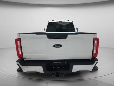 2023 Ford Super Duty F-350 F-350 XLT