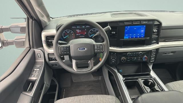 2023 Ford Super Duty F-350 XLT