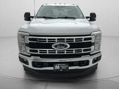 2023 Ford Super Duty F-350 XLT