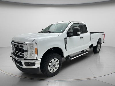 2023 Ford Super Duty F-350 XLT