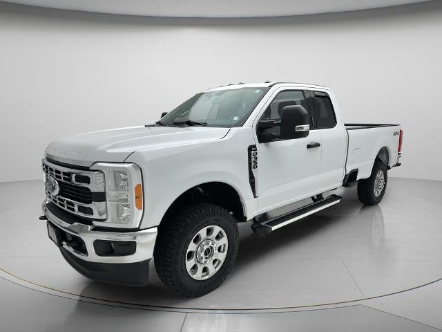 2023 Ford Super Duty F-350 XLT