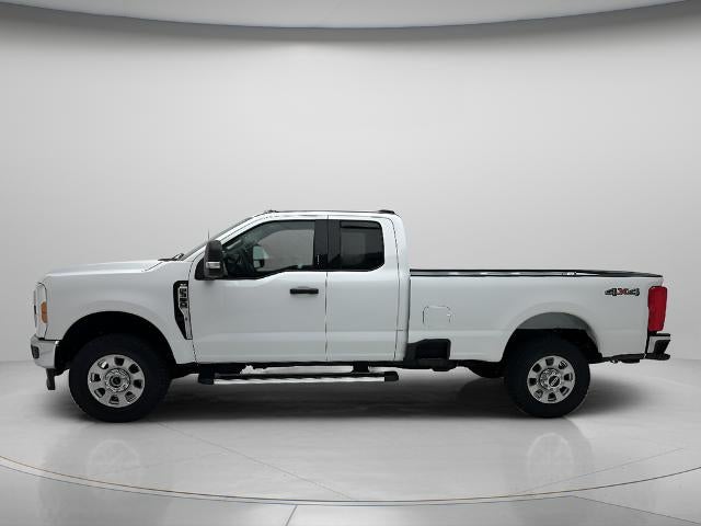 2023 Ford Super Duty F-350 XLT