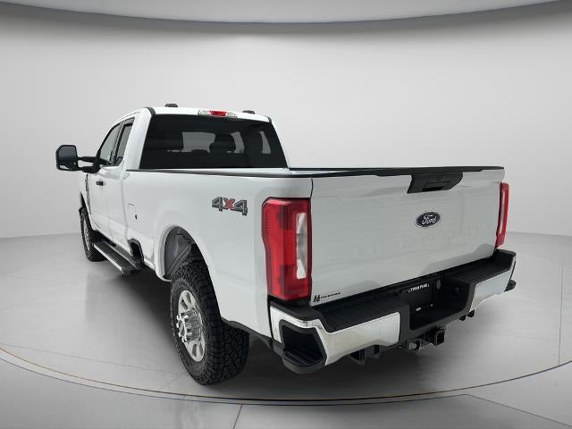 2023 Ford Super Duty F-350 XLT