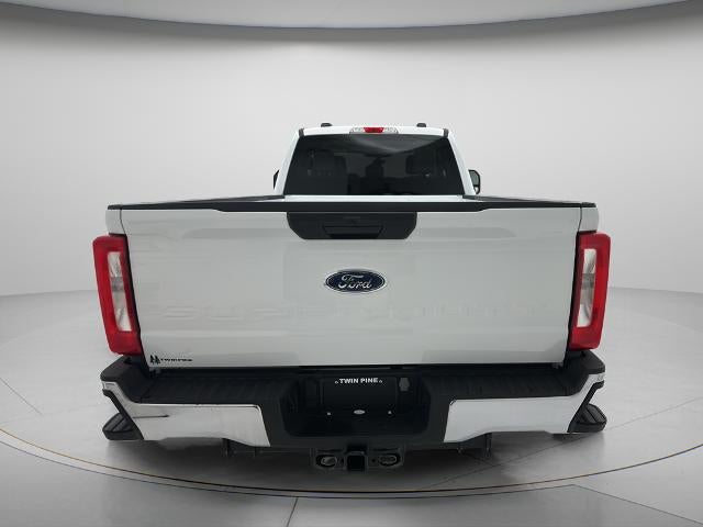 2023 Ford Super Duty F-350 XLT