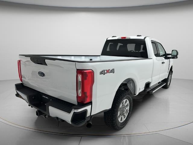 2023 Ford Super Duty F-350 XLT