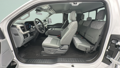 2026 Ford Super Duty F-350 XLT