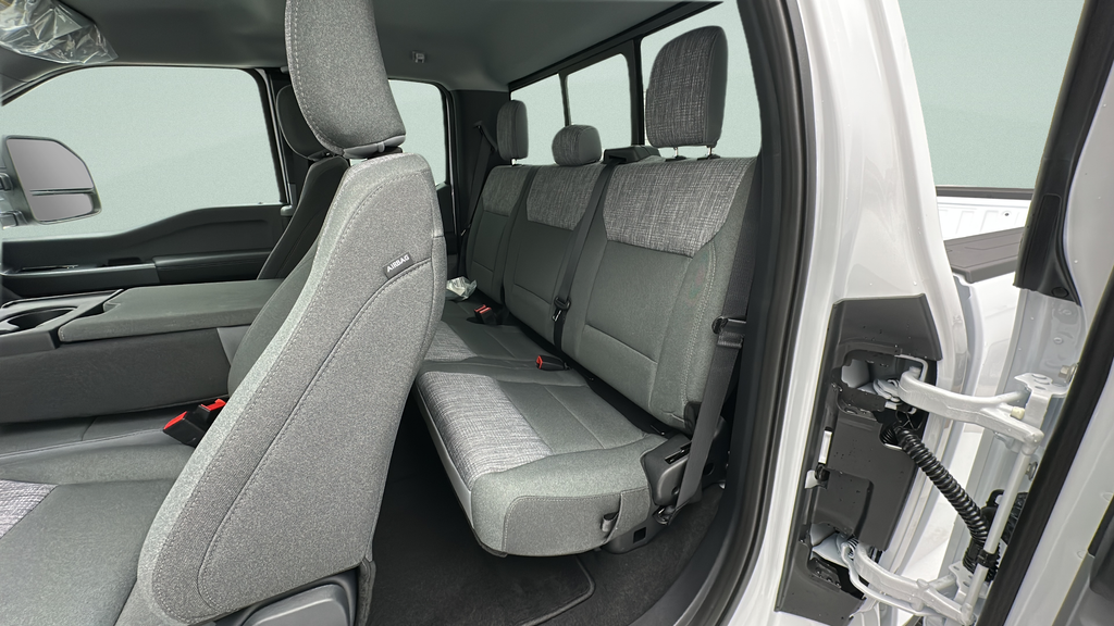 2026 Ford Super Duty F-350 XLT