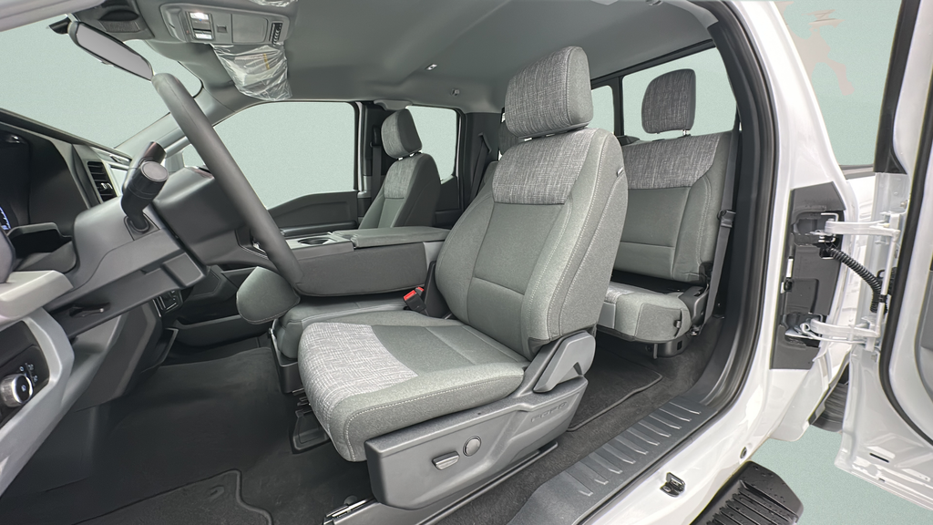 2026 Ford Super Duty F-350 XLT