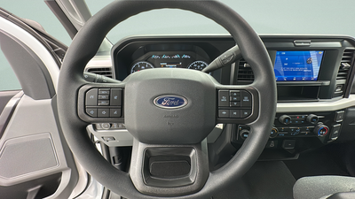 2026 Ford Super Duty F-350 XLT