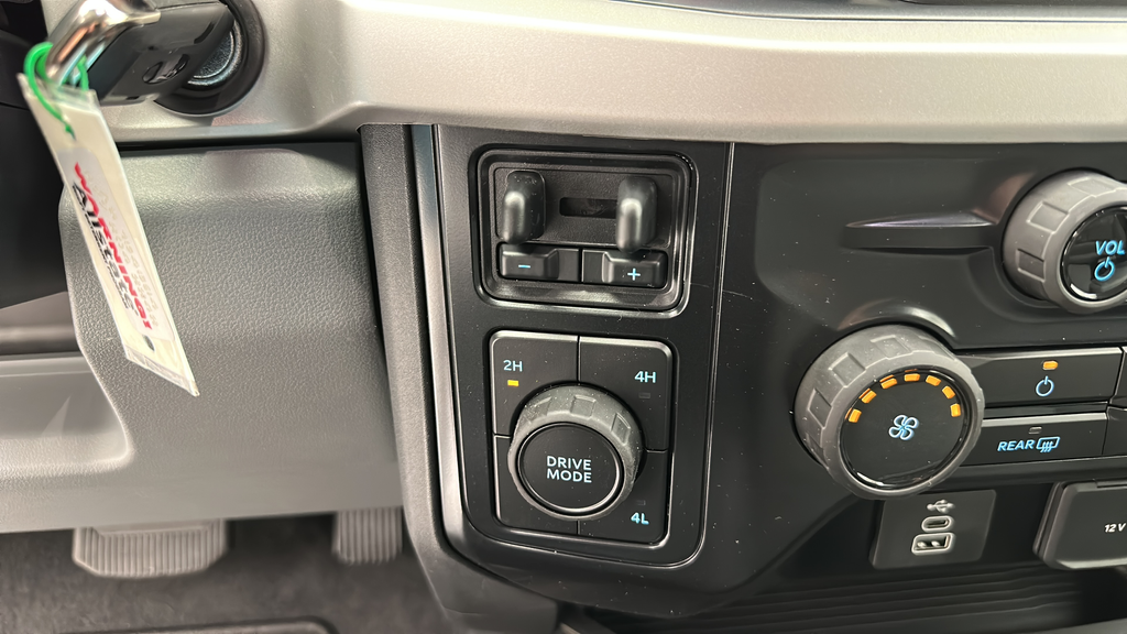 2026 Ford Super Duty F-350 XLT