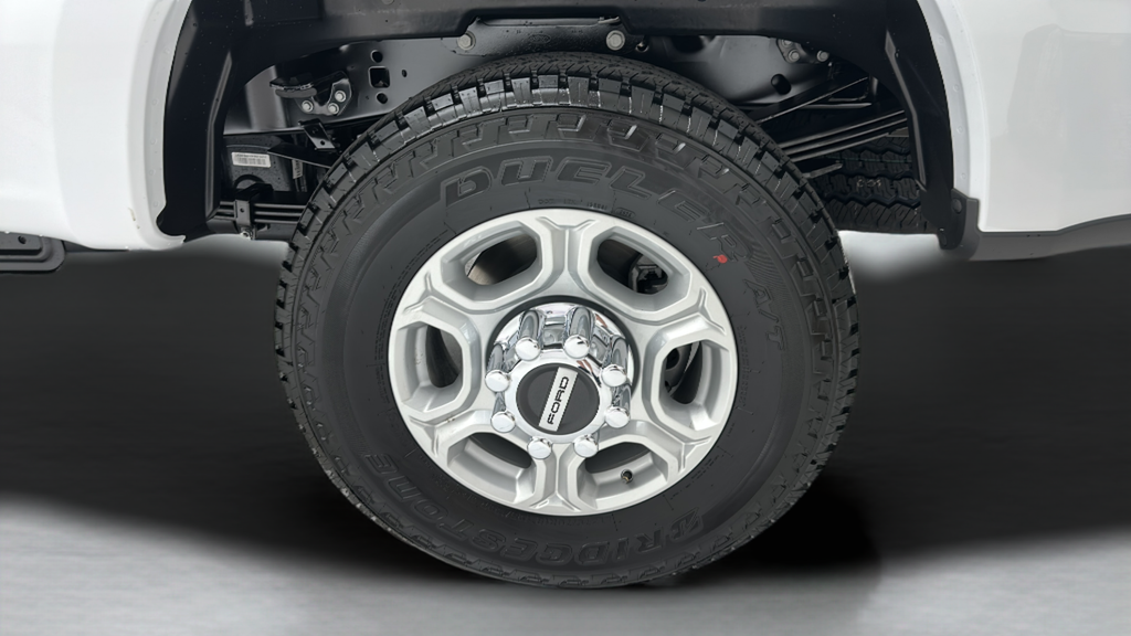 2026 Ford Super Duty F-350 XLT
