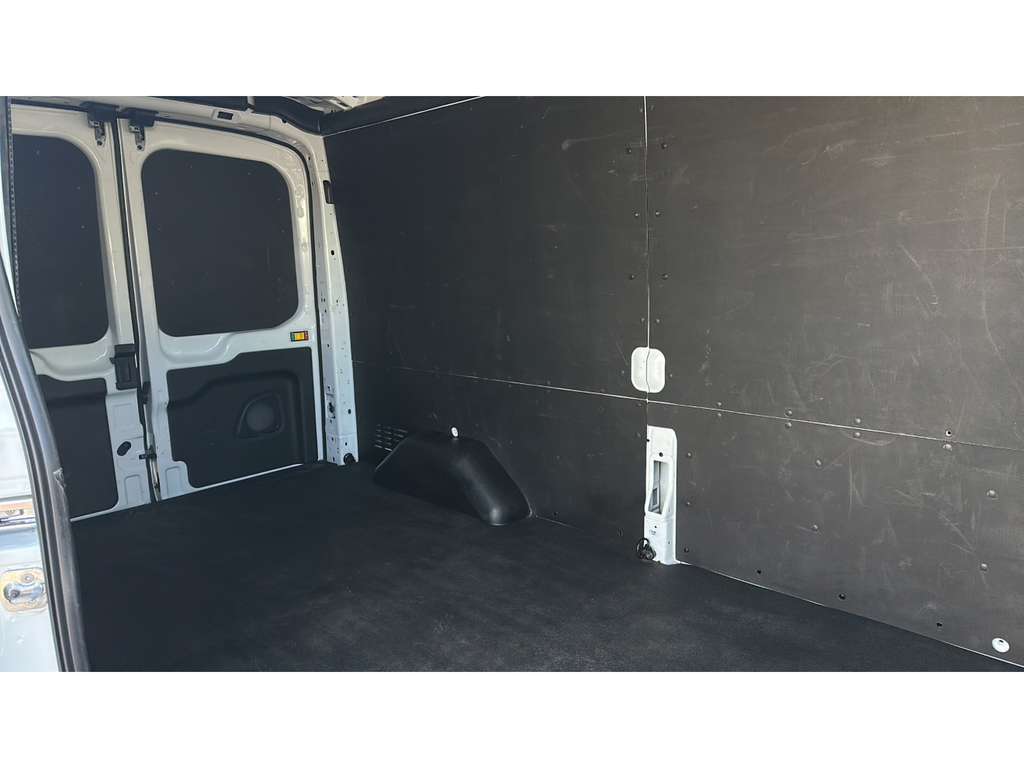 2025 Ford Transit 250 Base