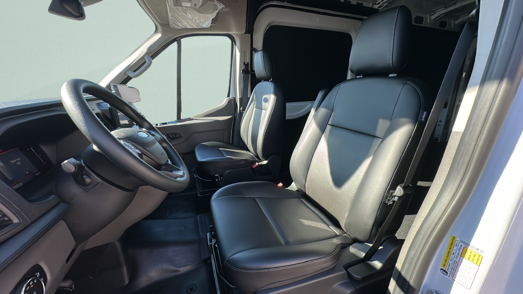 2027 Ford Transit 250 Base