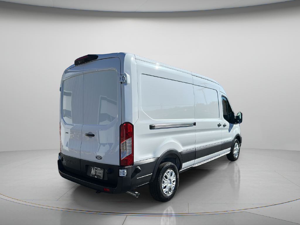 2027 Ford Transit 250 Base