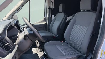 2025 Ford Transit 250 Base