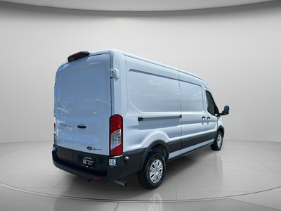 2025 Ford Transit 250 Base