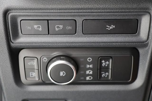 2023 Ford F-150 Base