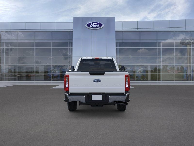 2025 Ford Super Duty F-350 XLT