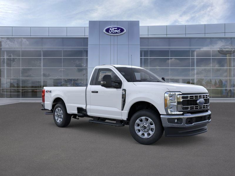 2025 Ford Super Duty F-350 XLT