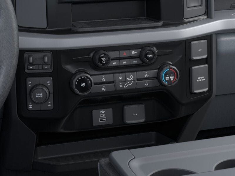 2025 Ford Super Duty F-350 XLT