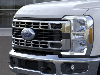 2025 Ford Super Duty F-350 XLT