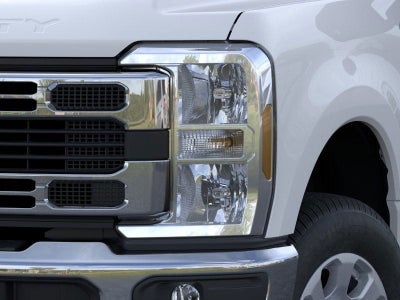 2025 Ford Super Duty F-350 XLT