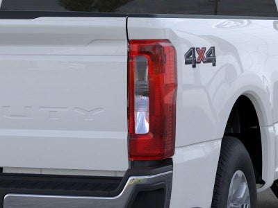 2025 Ford Super Duty F-350 XLT