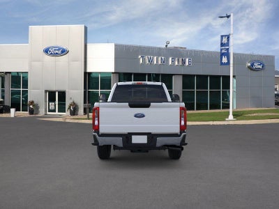 2025 Ford Super Duty F-350 XLT