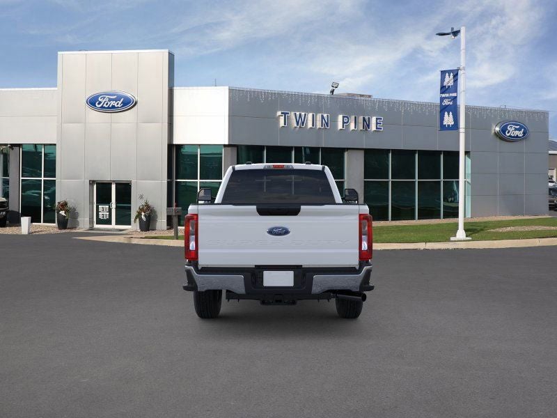 2025 Ford Super Duty F-350 XLT
