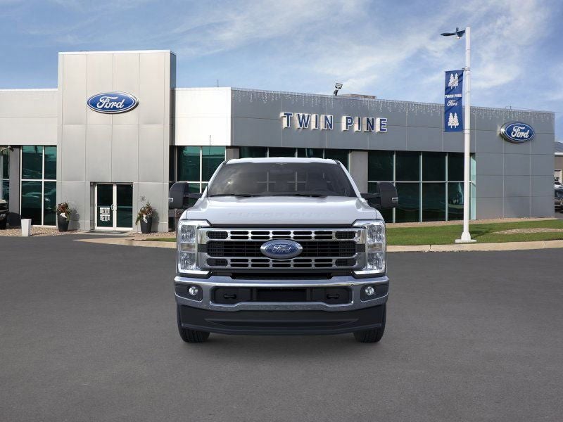 2025 Ford Super Duty F-350 XLT