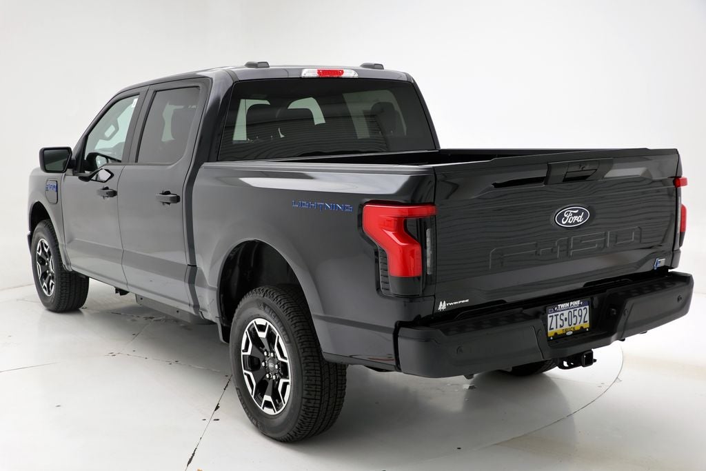 2024 Ford F-150 Lightning Pro