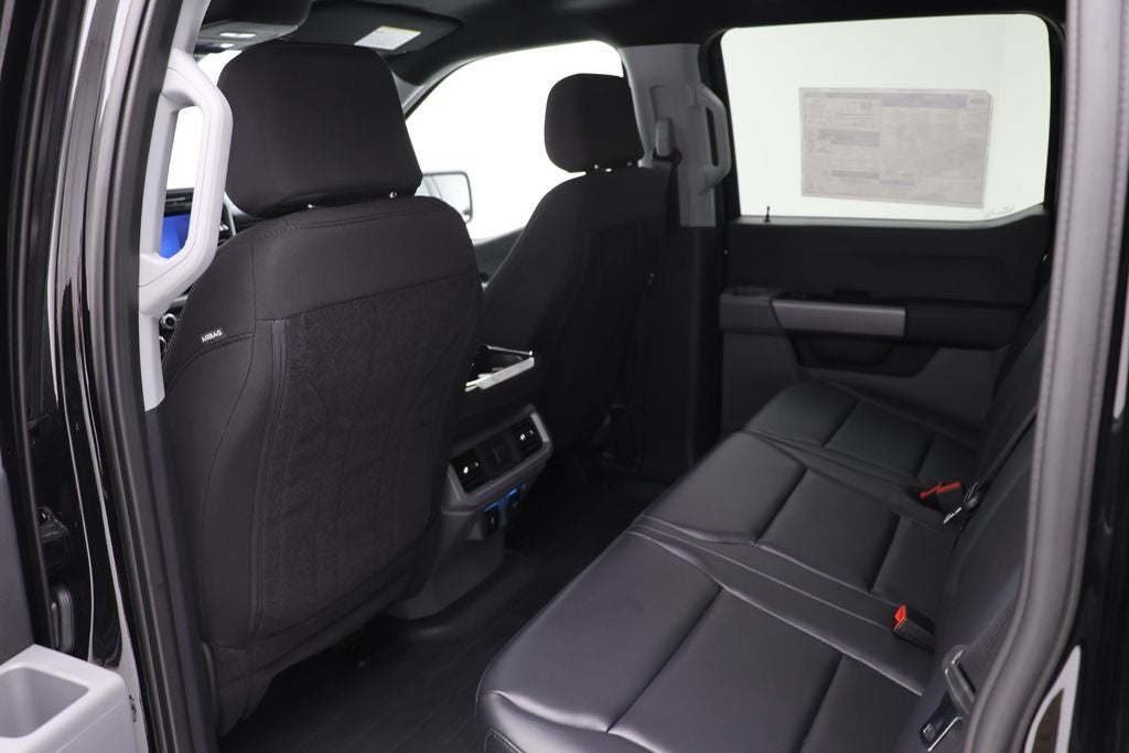 2024 Ford F-150 Lightning Pro