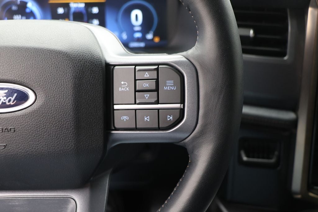 2023 Ford F-150 Lightning Lariat