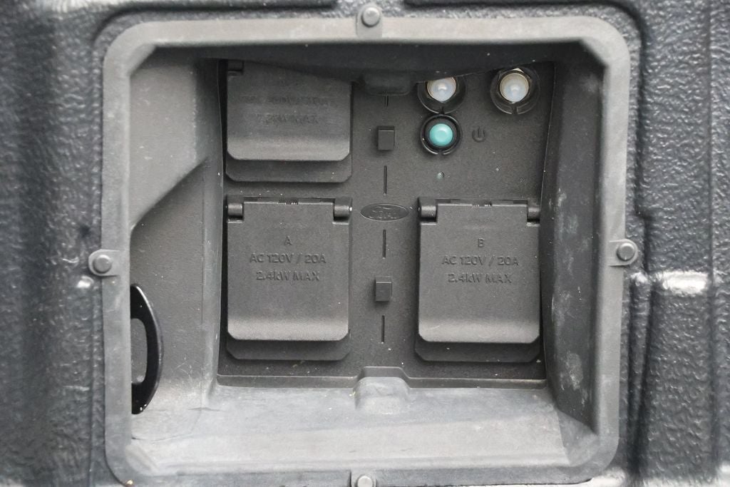 2023 Ford F-150 Lightning Lariat