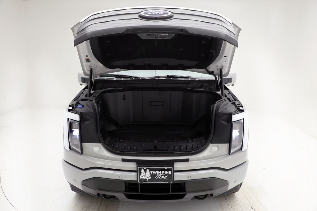 2023 Ford F-150 Lightning Lariat