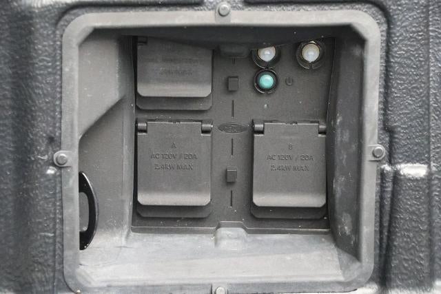 2023 Ford F-150 Lightning Lariat