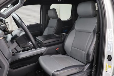 2023 Ford F-150 Lightning Lariat