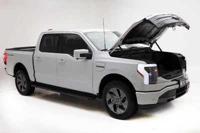 2023 Ford F-150 Lightning Lariat