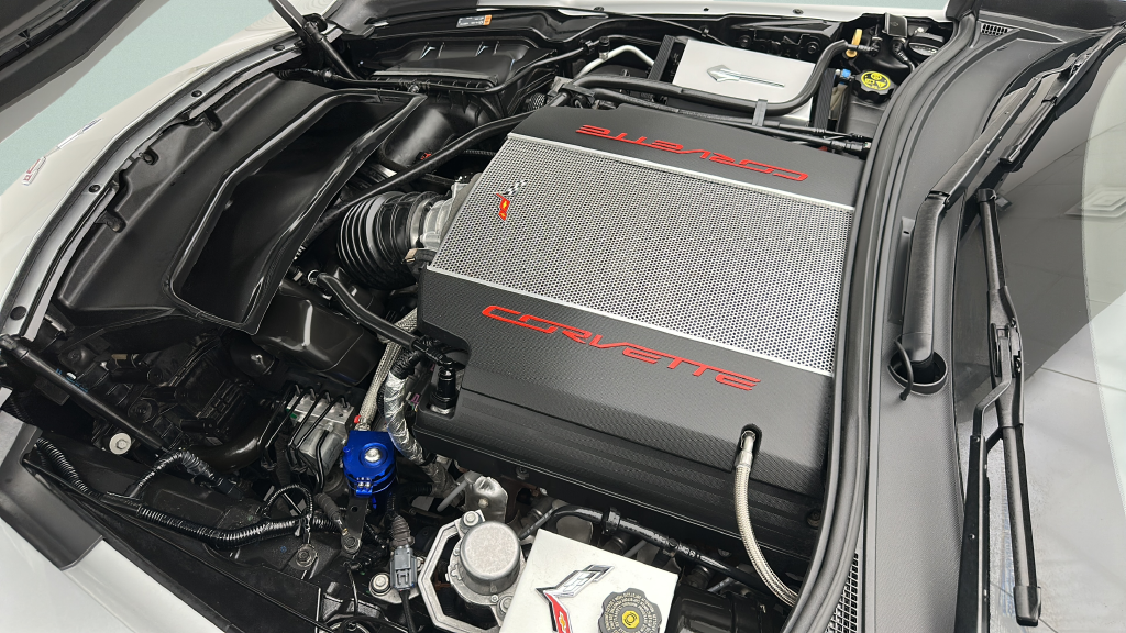 2015 Chevrolet Corvette Stingray Z51 Manual Trans 2LT