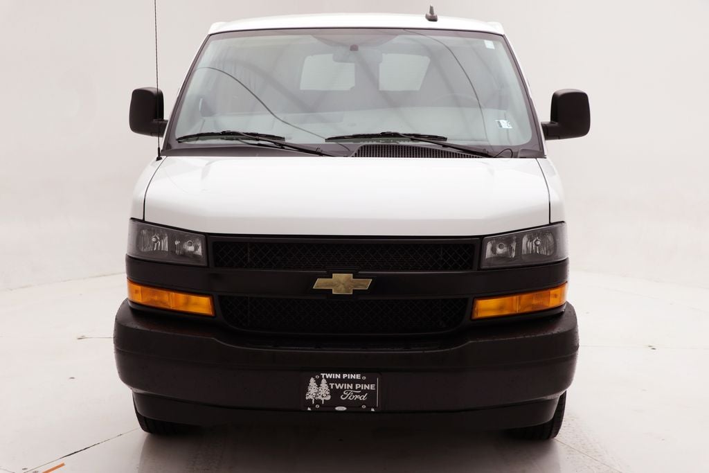 2023 Chevrolet Express 3500 LS Passenger