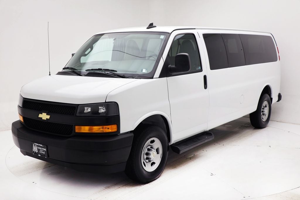 2023 Chevrolet Express 3500 LS Passenger
