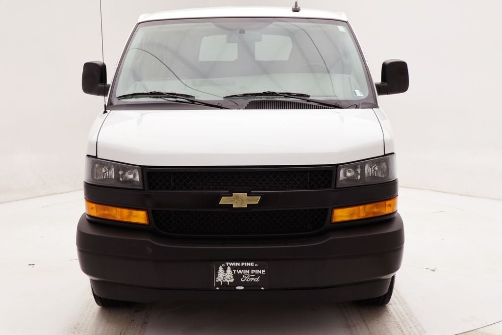 2023 Chevrolet Express 3500 LS Passenger